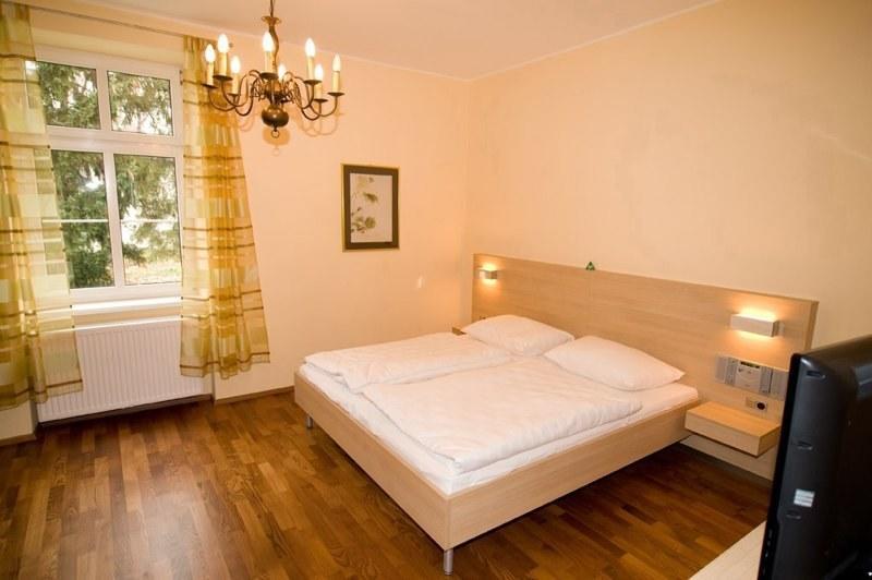 Gasthof Ludl Groß-Enzersdorf Chambre photo