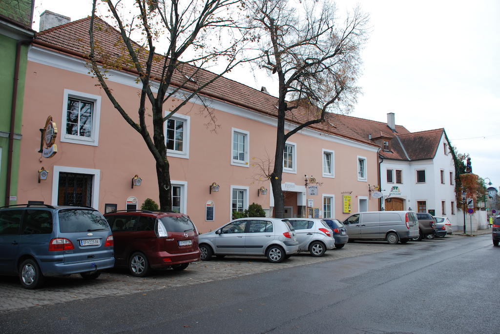 Gasthof Ludl Groß-Enzersdorf Extérieur photo