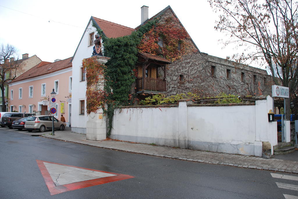 Gasthof Ludl Groß-Enzersdorf Extérieur photo